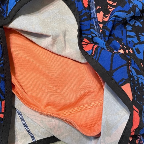 Lululemon Speed Shorts Paint Storm Harbor Blue Black Lined Size 8 - Picture 8 of 13